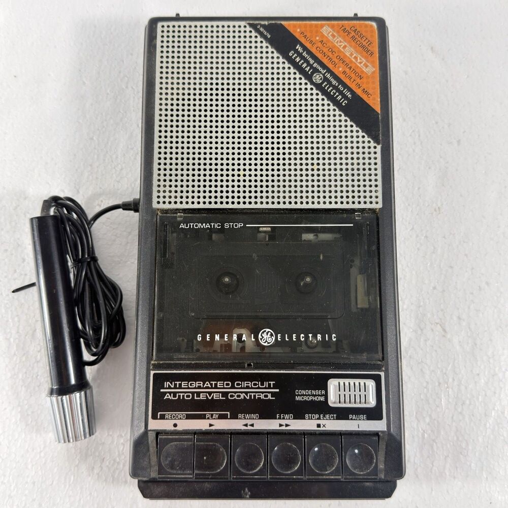 VTG General Electric GE Cassette Tape Player & Recorder W/ Microphone TESTED